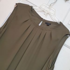 Ann Taylor Olive Sleeveless Top
